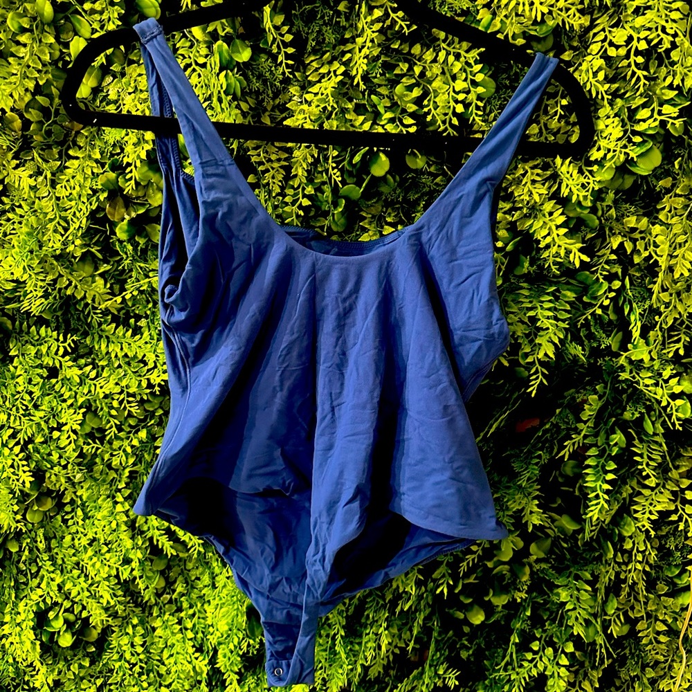 Skims square neck bodysuit